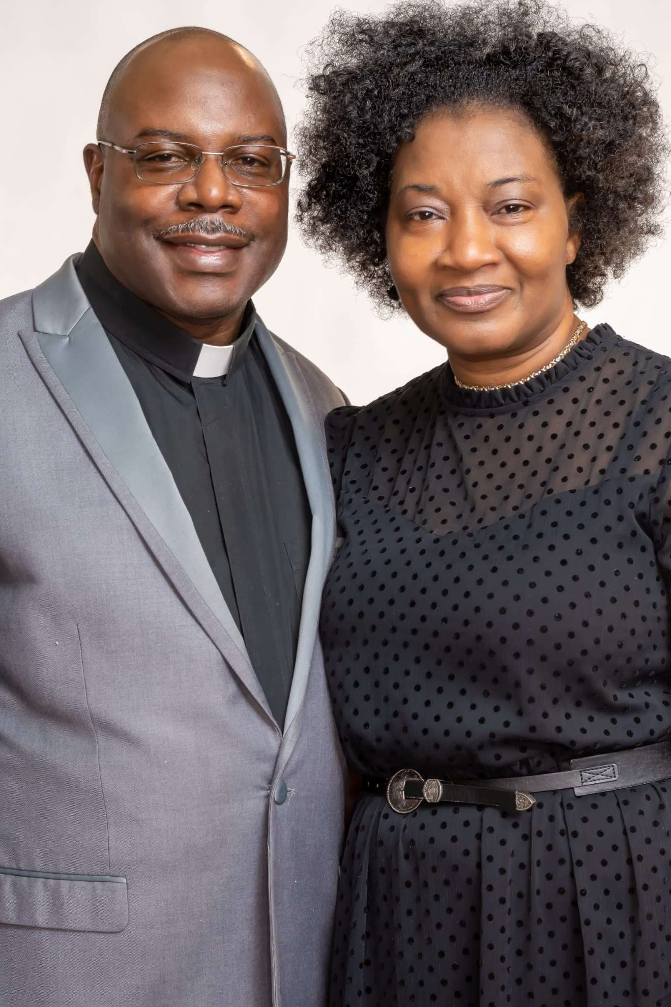 A picture of Pastor Anthony & Stephanie Lawrence standing closely together.